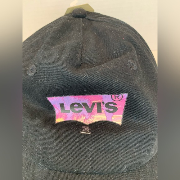Levi’s Hat - Picture 3 of 6